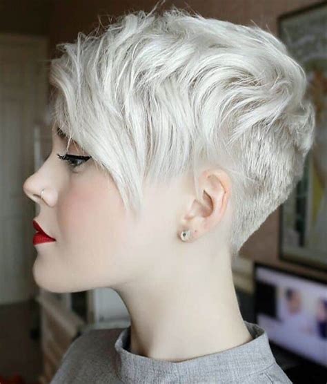 blonde short haircuts|More.